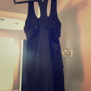 Black like new Lululemon Top